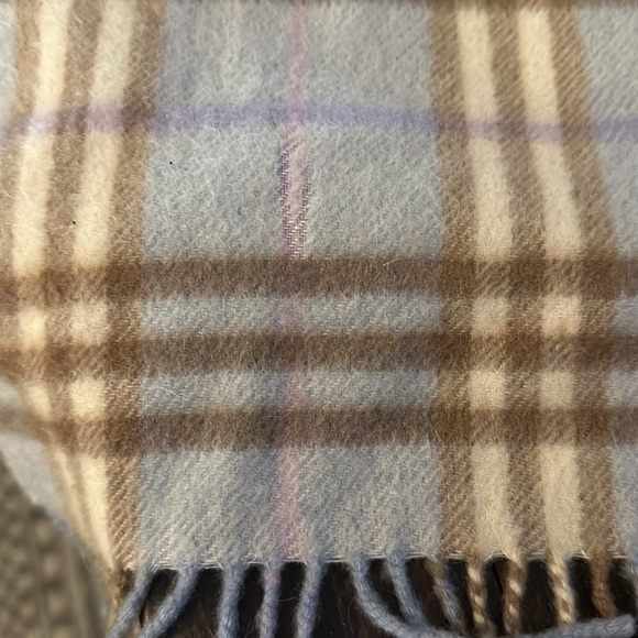 AUTHENTIC BURBERRY check tag/fringe Fashion Accessories Scarf Wool / - Picture 7 of 8